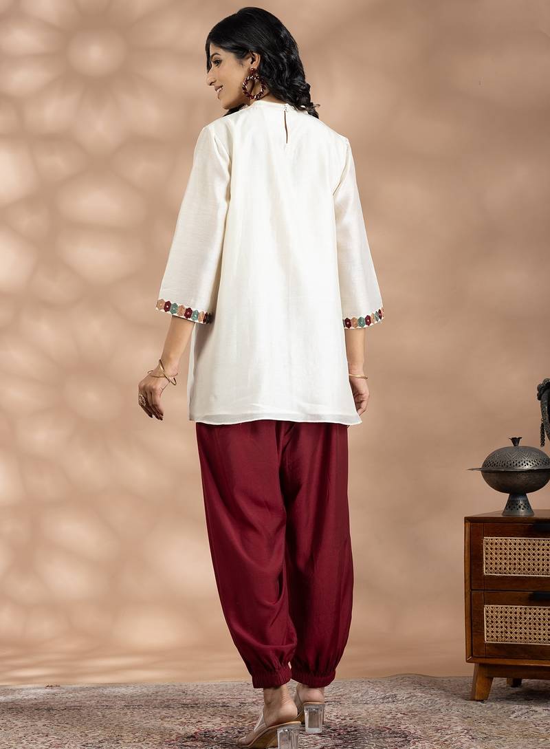 Off white chanderi silk floral print kurta set