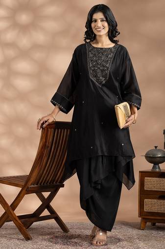 Black art silk floral print kurta set