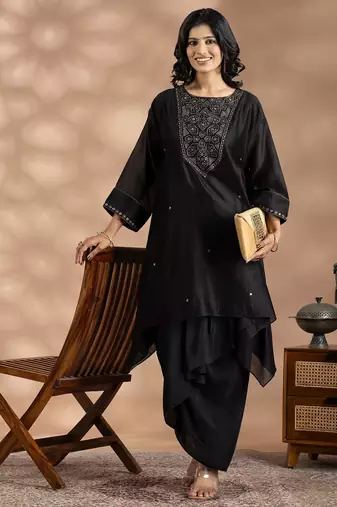 Black art silk floral print kurta set