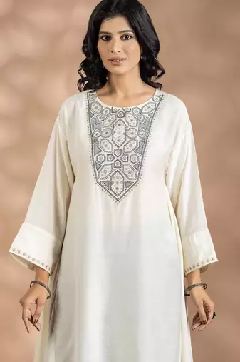 Off white art silk floral print kurta set