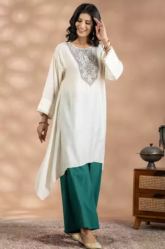 Off white art silk floral print kurta set