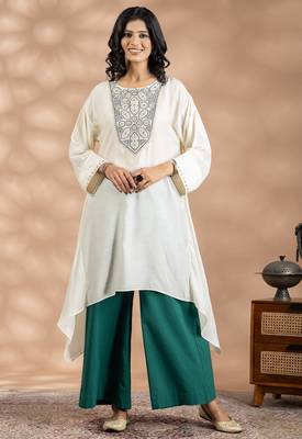 Off white art silk floral print kurta set 1