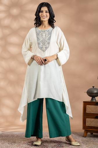 Off white art silk floral print kurta set