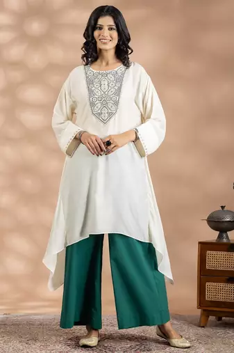 Off white art silk floral print kurta set