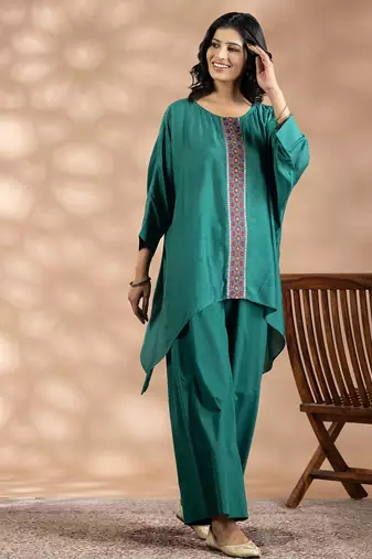 Green cotton floral print kurta set