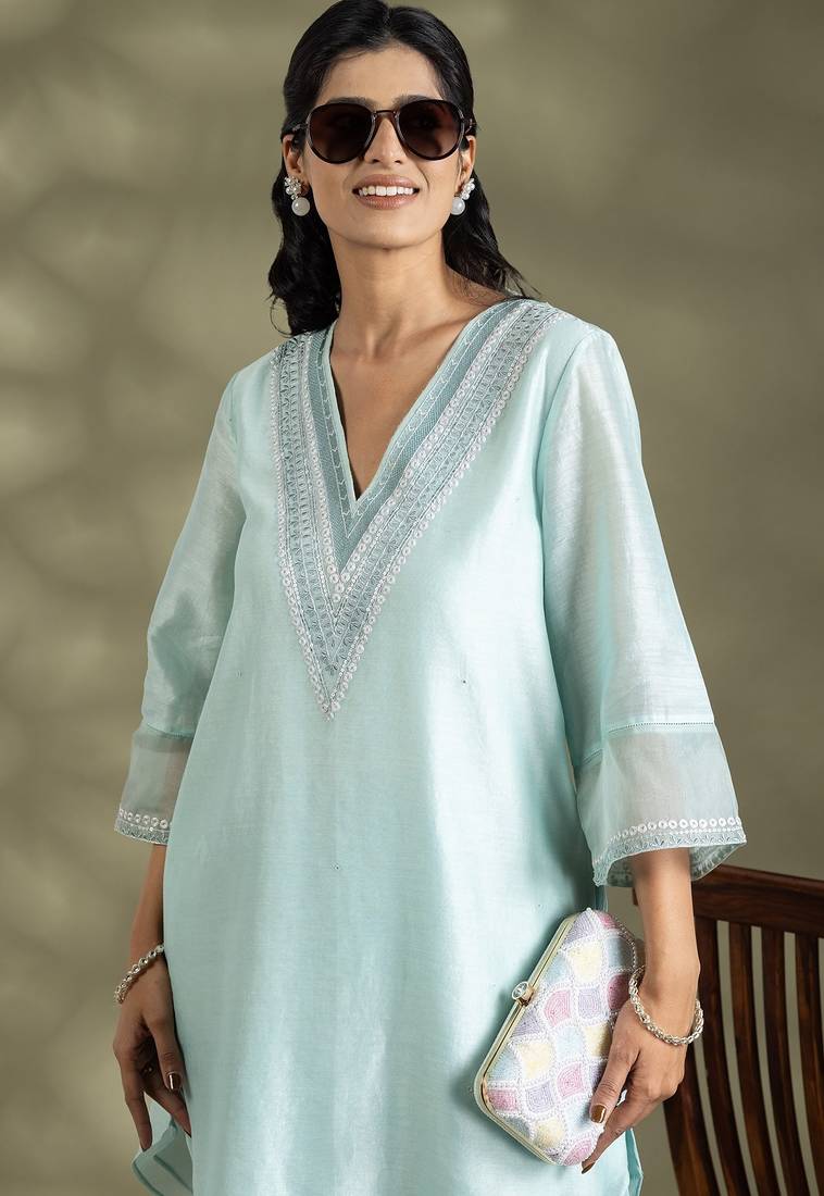 Blue chanderi silk floral print kurta set