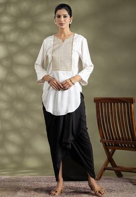 Off white cotton floral print kurta set 2