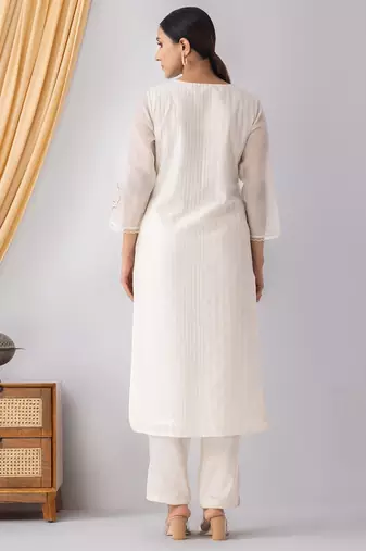 Off white chanderi silk floral print kurta set