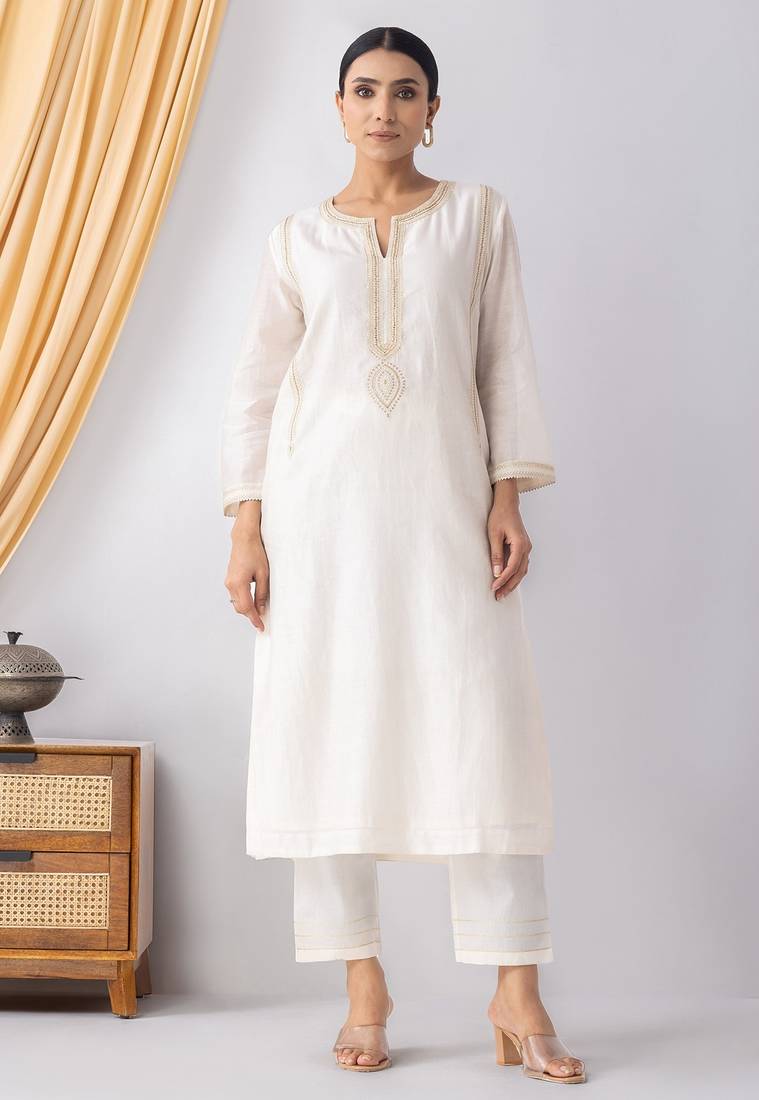 Off white chanderi silk floral print kurta set