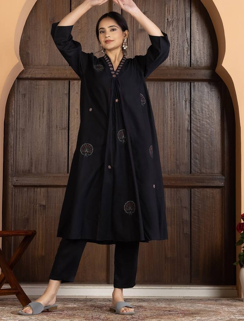 Black chanderi silk floral print kurta set