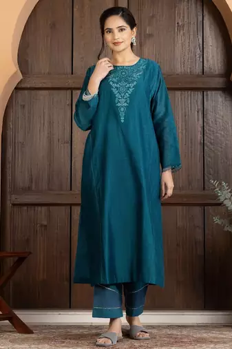 Green chanderi silk floral print kurta set