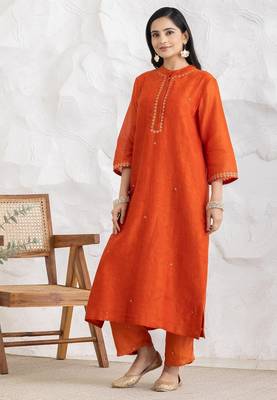 Orange chanderi silk floral print kurta set 4