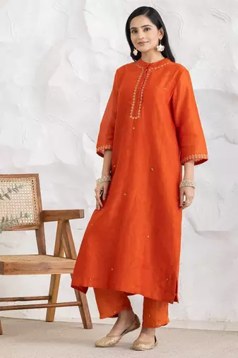 Orange chanderi silk floral print kurta set