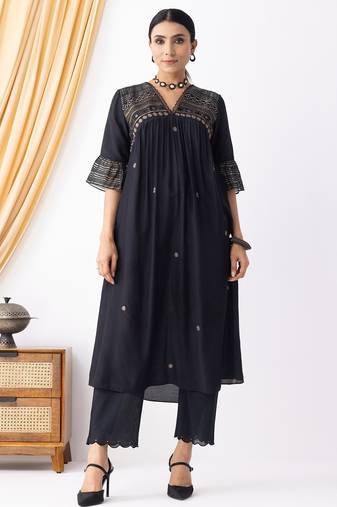 Black art silk geometric print kurta set