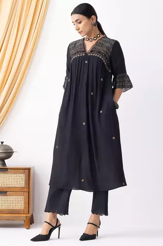Black art silk geometric print kurta set