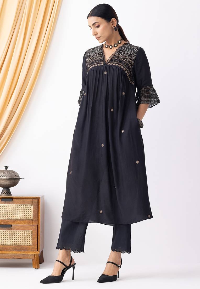 Black art silk geometric print kurta set