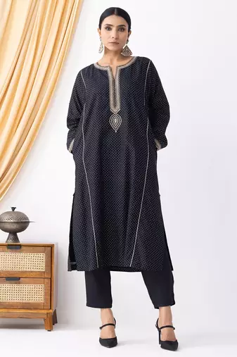 Black art silk geometric print kurta set