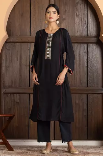 Black art silk geometric print kurta set
