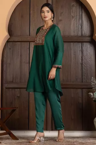 Green chanderi silk geometric print kurta set