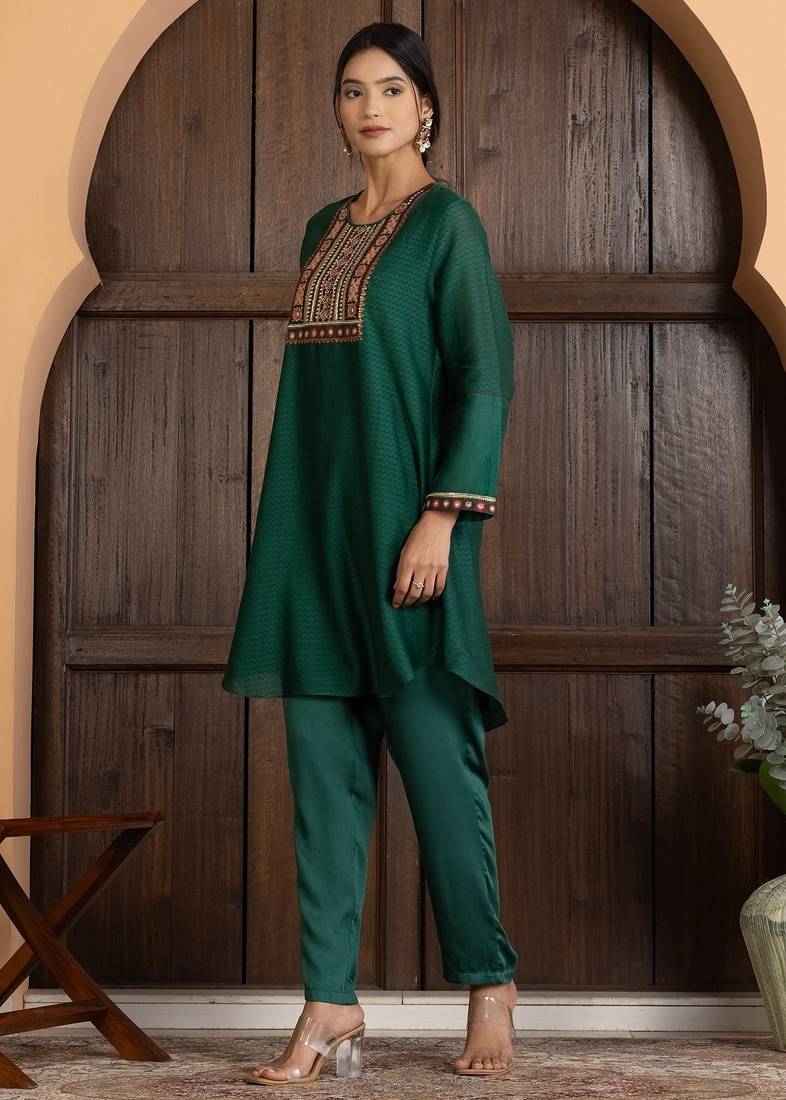 Green chanderi silk geometric print kurta set