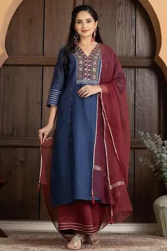 Blue chanderi silk geometric print kurta set