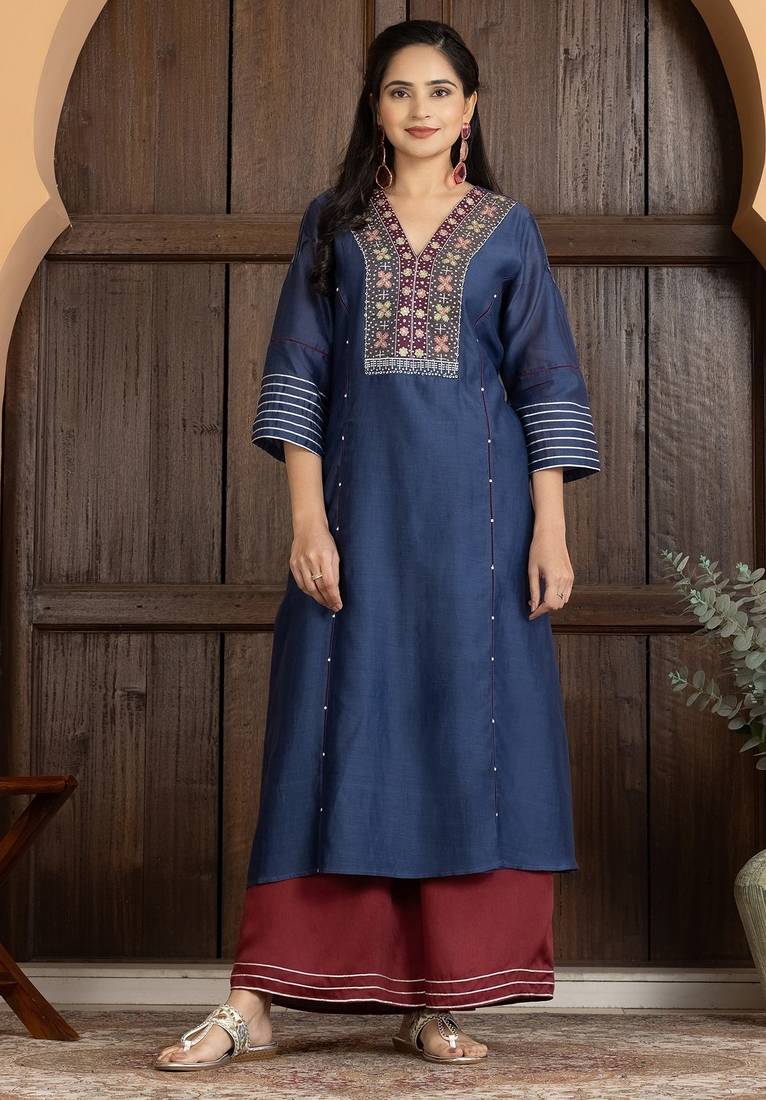 Blue chanderi silk geometric print kurta set
