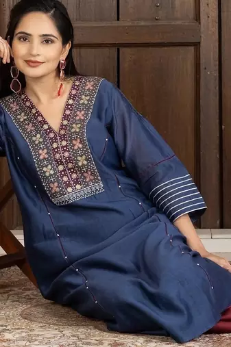 Blue chanderi silk geometric print kurta set