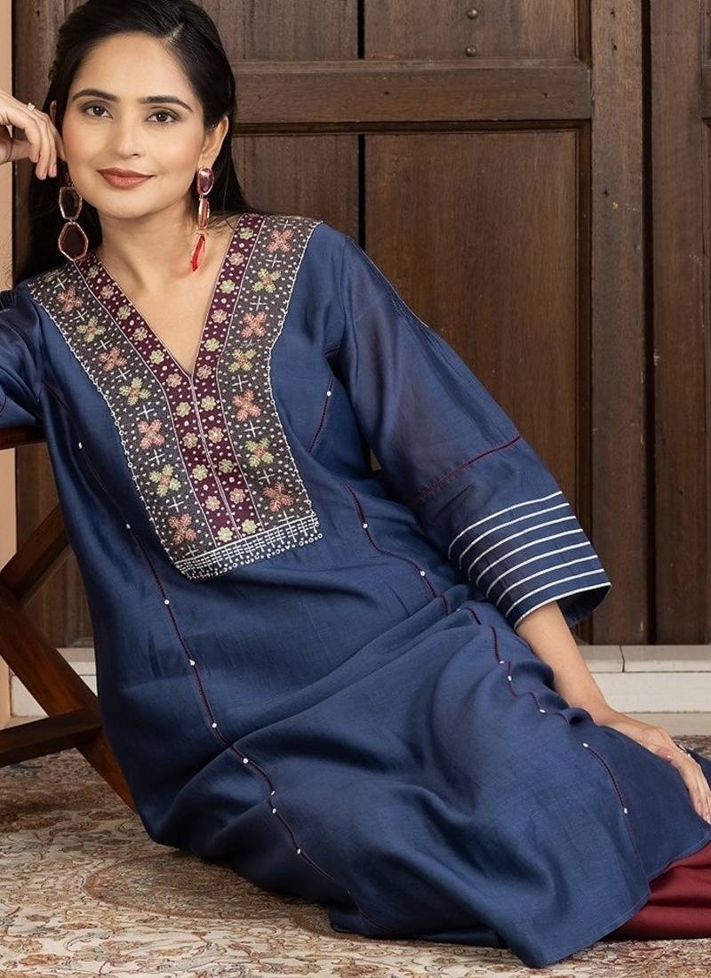 Blue chanderi silk geometric print kurta set