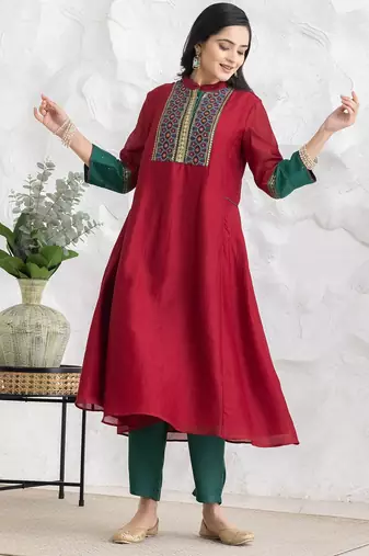 Red chanderi silk geometric print kurta set