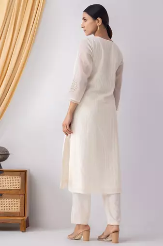 Ivory chanderi silk hand embroidery kurta set