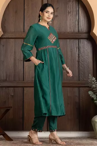 Green chanderi silk hand embroidery kurta set