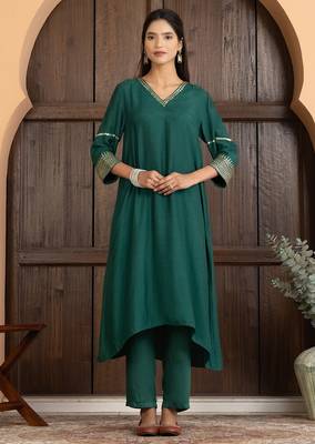 Green art silk plain kurta set 1