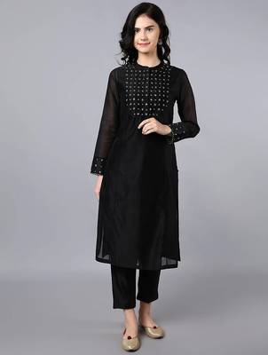 Black chanderi silk sequins work kurta set 1