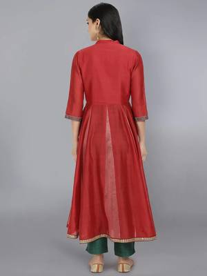 Red silk plain kurta set 2