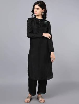 Black silk plain kurta set 1