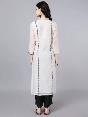 Off white chanderi silk floral print kurta set 3