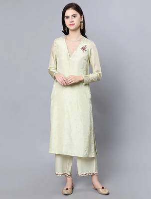 Green silk floral print kurta set 1