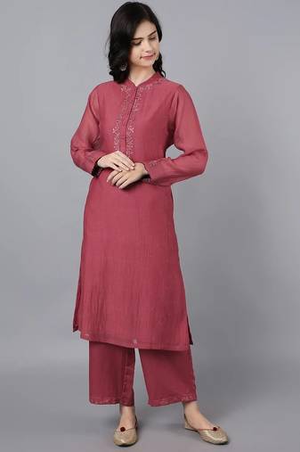 Red chanderi silk floral print kurta set