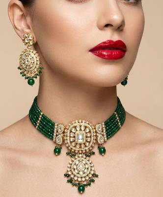 Elegant green kundan choker Necklace :: set | gold-plated handcrafted indian ethnic jewelry for weddings & festivals 1