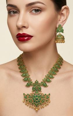 Elegant green matte gold-plated kemp mango haram Necklace :: set with jhumkas 1