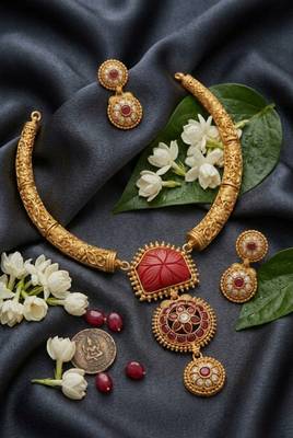 Handcrafted gold-plated ethnic Necklace :: set with red carved stones & floral pendant - bridal wedding jewelry 1