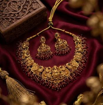 Antique gold-plated temple jewelry set: handcrafted goddess lakshmi & peacock Necklace :: with jhumka earrings 2