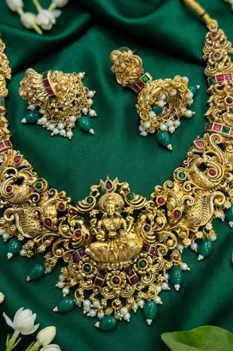 Handcrafted lakshmi temple jewellery set - antique gold plated Necklace :: & jhumka earrings for weddings