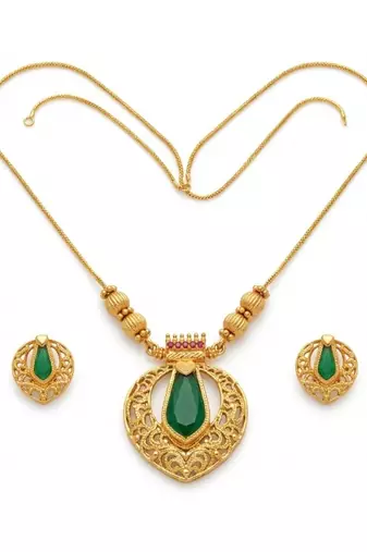 Traditional gold-plated emerald green pendant Necklace :: set - handcrafted ethnic jewelry for women