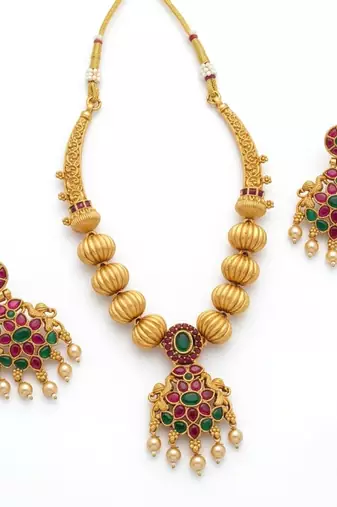 Traditional green stone Necklace :: set with matching earrings