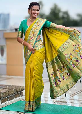Indian green zari motif weaving work paithani silk saree 2