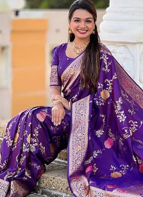 Designer purple zari weaving work banarasi silk saree 2