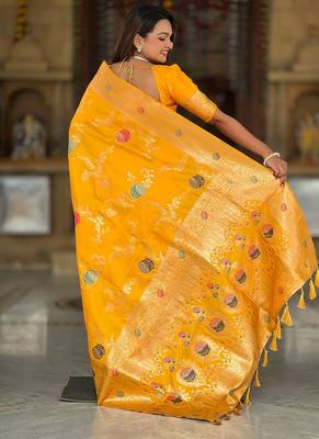 Designer yellow zari weaving work banarasi silk saree 4