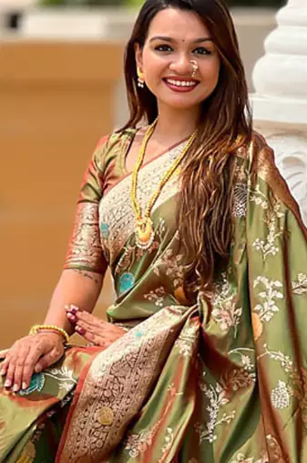 Designer mehendi green zari weaving work banarasi silk saree