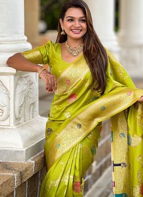 Designer lemon green zari weaving work banarasi silk saree 2